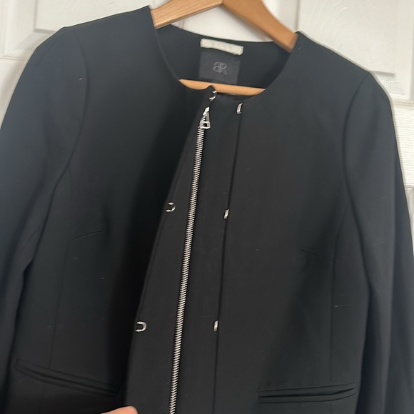 Banana Republic blazer - Picture 5 of 9